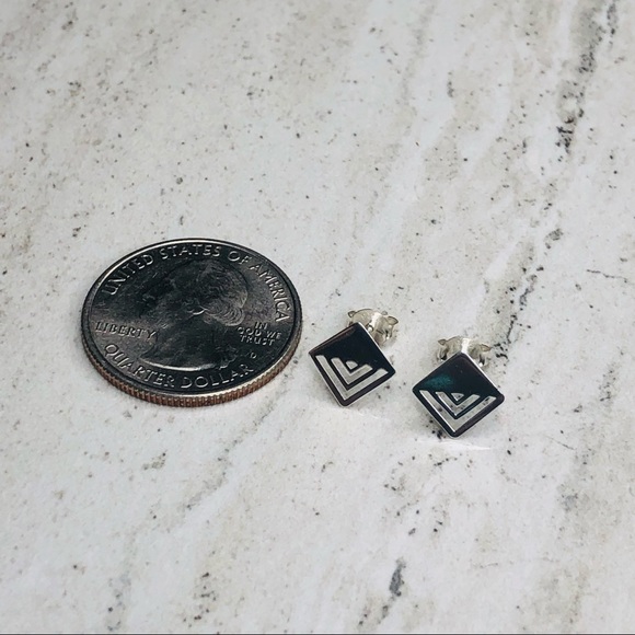 925 Sterling Silver Geometric Square Earrings - Picture 15 of 16